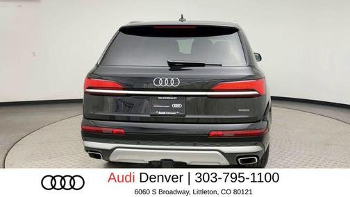 Mythos Black Metallic 2025 Audi Q7 55 Premium Plus