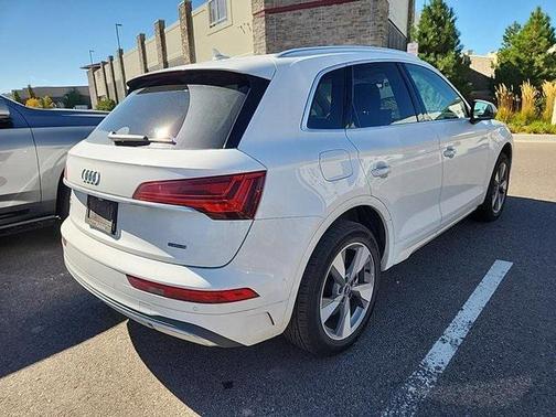 2023 Audi Q5 40 Premium Plus