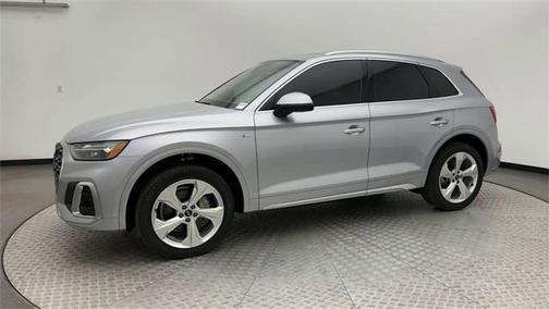 2022 Audi Q5 45 S line Premium Plus