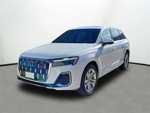 2025 Audi Q7 55 Premium Plus