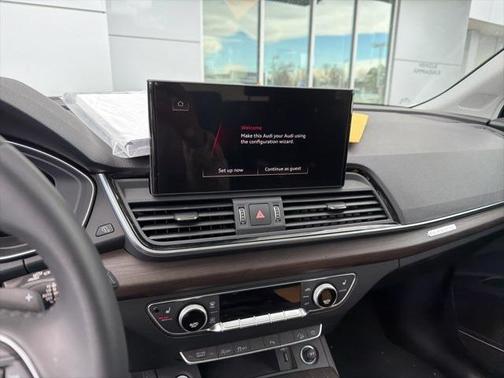 2025 Audi Q5 40 Premium Plus