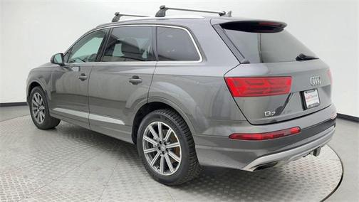 2019 Audi Q7 45 Premium Plus