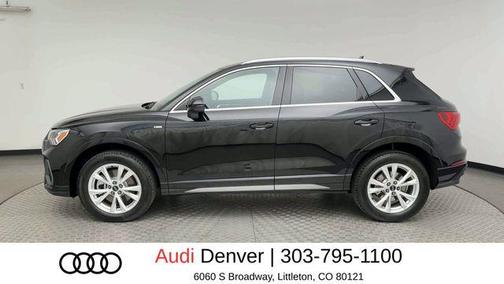 Mythos Black Metallic 2025 Audi Q3 Premium 45 TFSI S line quattro Tiptronic