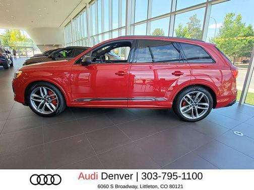Chili Red Metallic 2026 Audi Q7 55 Prestige