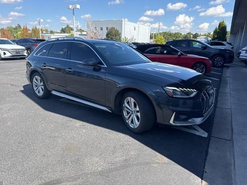 2022 Audi A4 allroad Prestige 45 TFSI quattro S tronic