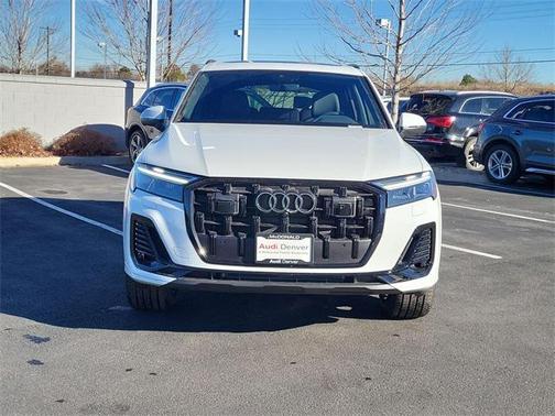 2026 Audi Q7 45 Premium Plus