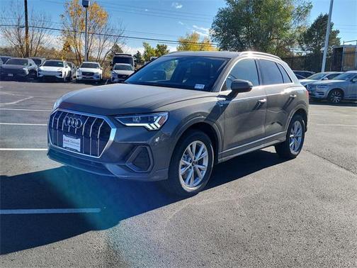 2025 Audi Q3 Premium 45 TFSI S line quattro Tiptronic