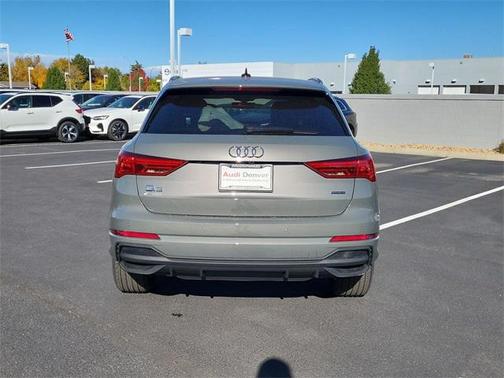 2025 Audi Q3 Premium 45 TFSI S line quattro Tiptronic