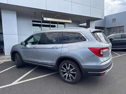 2020 Honda Pilot Touring 8-Passenger