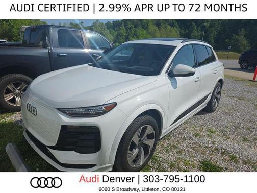 Glacier White Metallic 2025 Audi Q6 e-tron Premium Plus quattro
