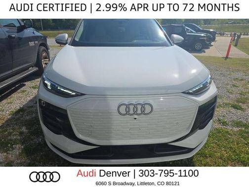 Glacier White Metallic 2025 Audi Q6 e-tron Premium Plus quattro
