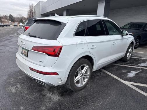 2021 Audi Q5 Premium 55 TFSI e quattro S tronic