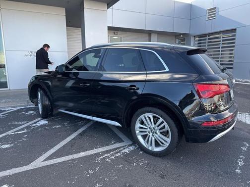 2019 Audi Q5 2.0T Premium Plus