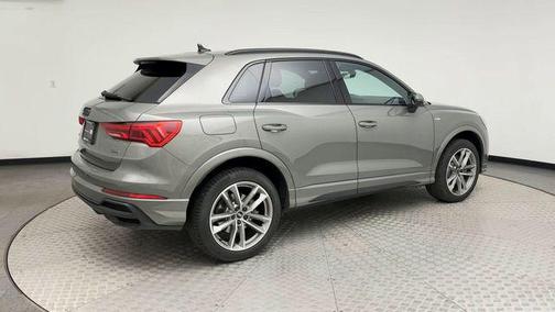 2023 Audi Q3 Premium 45 TFSI S line quattro Tiptronic