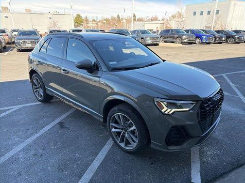 2023 Audi Q3 Premium 45 TFSI S line quattro Tiptronic