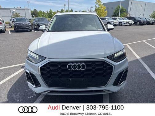 Glacier White Metallic 2023 Audi Q5 45 S line Premium