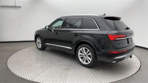 2025 Audi Q7 55 Prestige