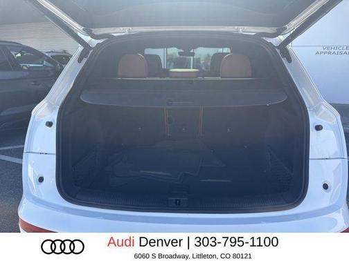 Glacier White Metallic 2023 Audi Q5 45 S line Premium Plus