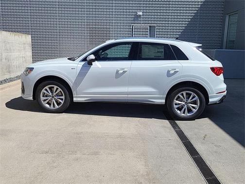2025 Audi Q3 45 S line Premium Plus