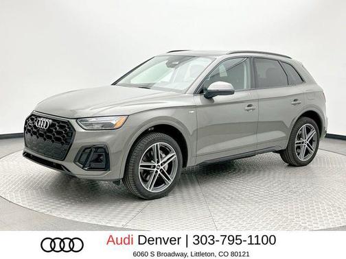 Chronos Gray Metallic 2023 Audi Q5 e 55 S line Premium Plus