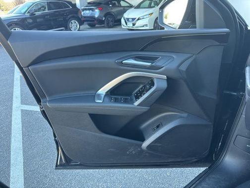 2025 Audi Q5 Premium TFSI quattro S tronic