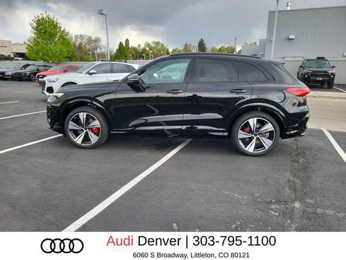 Mythos Black Metallic 2026 Audi SQ5 3.0T Premium Plus