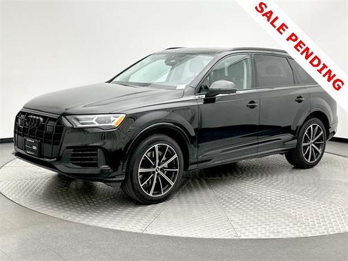 2023 Audi Q7 55 Premium Plus