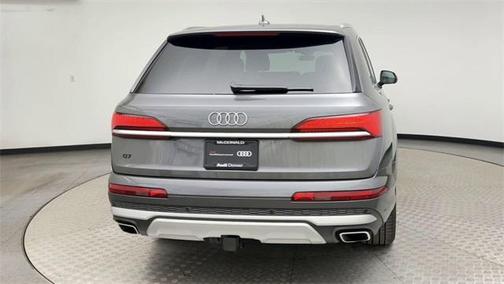 2025 Audi Q7 45 Premium