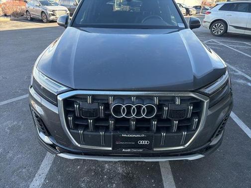 2025 Audi Q7 45 Premium