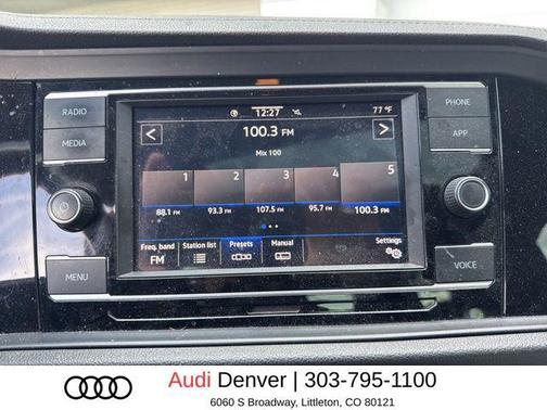 Pure White 2021 Volkswagen Jetta 1.4T R-Line