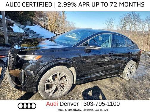 Mythos Black Metallic 2023 Audi Q4 e-tron Prestige 50 quattro