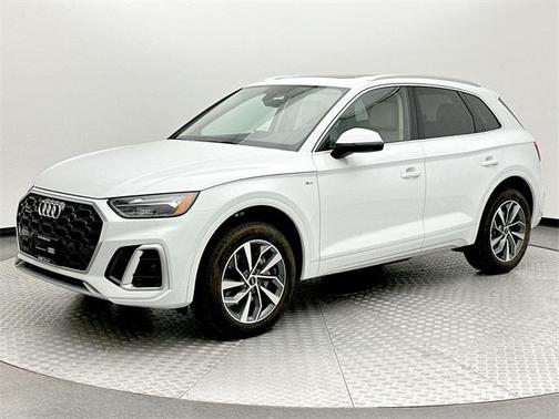 2023 Audi Q5 45 S line Premium