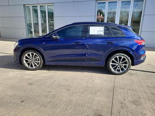 2026 Audi Q4 e-tron Premium Plus 55 quattro