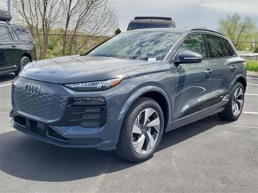 2025 Audi Q6 e-tron Premium Plus quattro