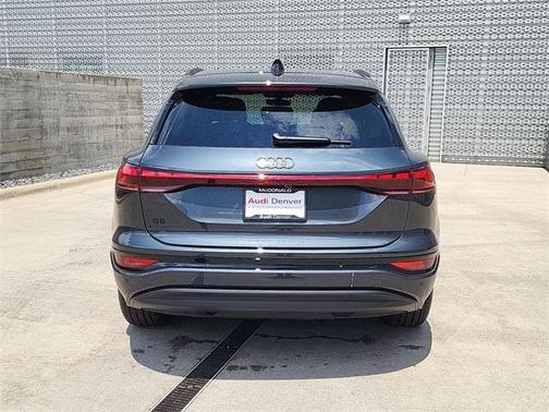 2025 Audi Q6 e-tron Prestige quattro