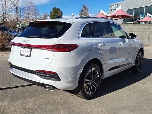 2025 Audi Q5 Premium TFSI quattro S tronic