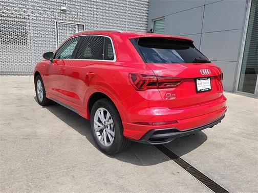 2025 Audi Q3 45 S line Premium Plus