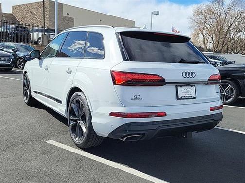 2026 Audi Q7 55 Premium Plus