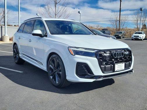 2026 Audi Q7 55 Premium Plus