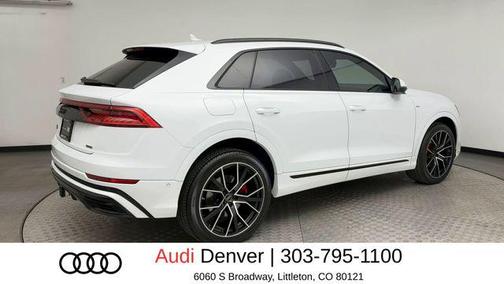 Glacier White Metallic 2023 Audi Q8 55 Prestige