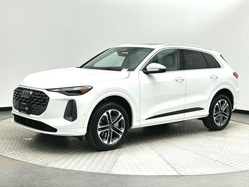 2025 Audi Q5 Premium TFSI quattro S tronic