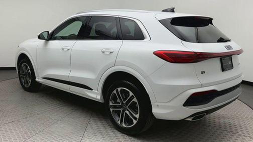 2025 Audi Q5 Premium TFSI quattro S tronic