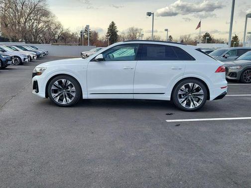 2026 Audi Q8 55 Premium Plus