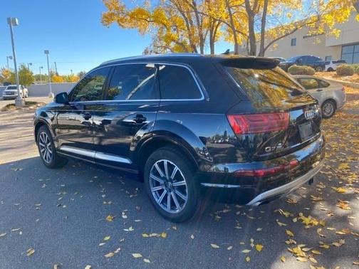 Photo 4 of 4 of 2017 Audi Q7 3.0T Premium Plus