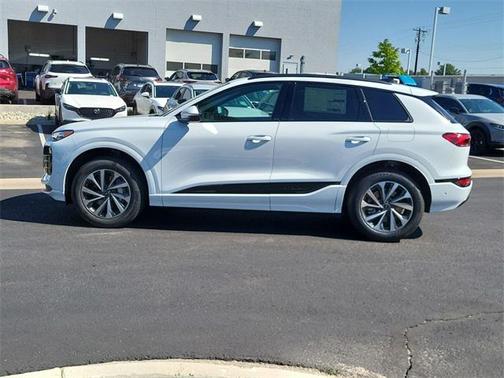 2025 Audi Q6 e-tron Premium quattro