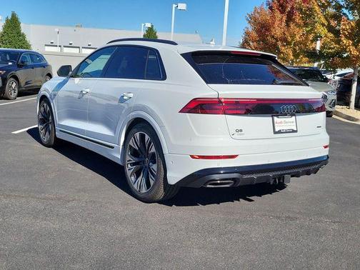 2026 Audi Q8 55 Premium Plus