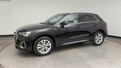 2023 Audi Q3 45 S line Premium Plus