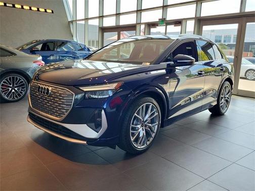 2025 Audi Q4 e-tron Premium Plus 55 quattro