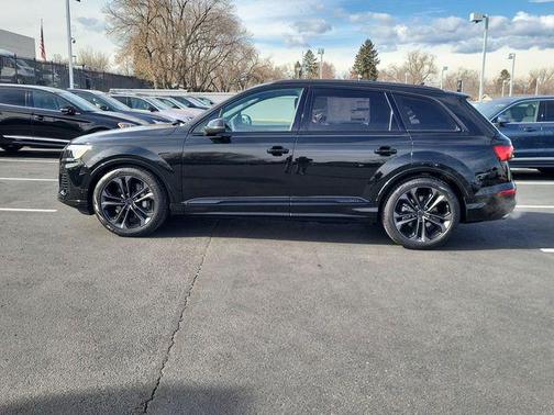 2026 Audi Q7 55 Premium Plus