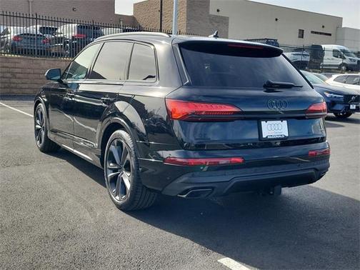 2026 Audi Q7 55 Premium Plus